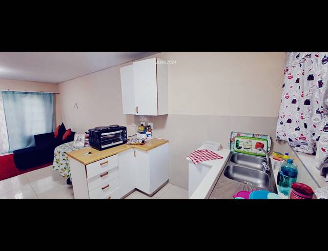 2 BEDROOM APARTMENT FOR SALE IN PELHAM